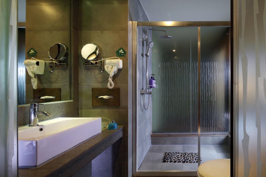 Forest City Resort Hotel Haikou  Room photo