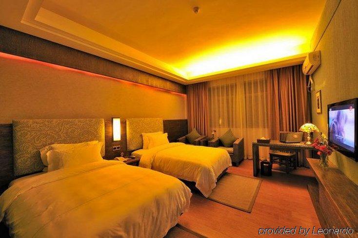 Forest City Resort Hotel Haikou  Exterior photo